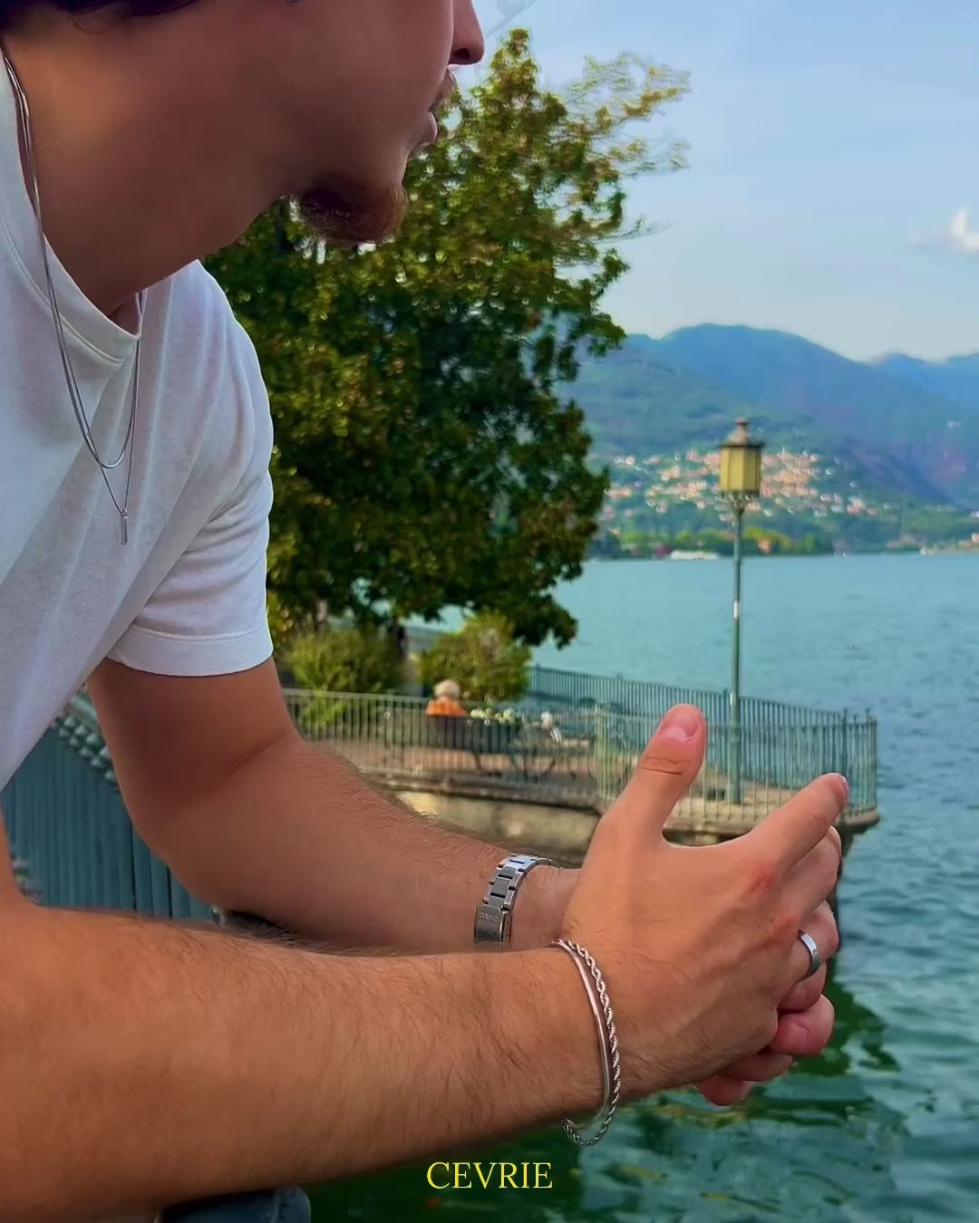 Ladda video: 